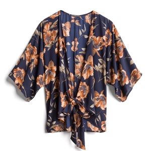 West Kei - Costello Tie Front Kimono